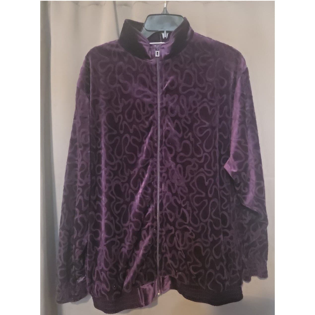 B Blast Purple Velvet Embossed Swirl Zip Up Jacket, Woman's Medium, Mock Neck - Thumbnail 3