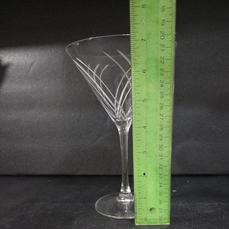 Etched Swirl Martini Glass, Clear Pressed Cocktail Stemware, Mid Century Barware - Thumbnail 2