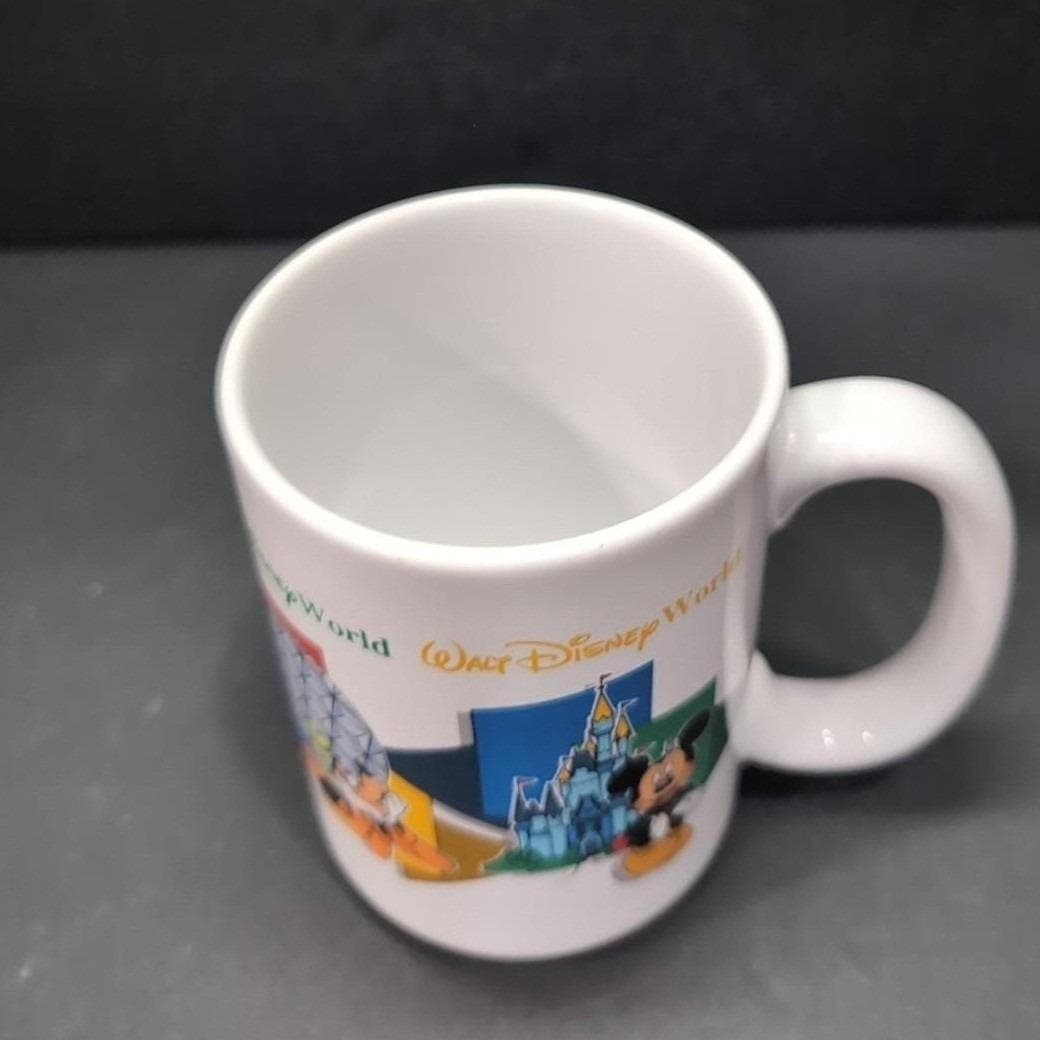 Walt Disney Four Parks One World Coffee Cup, Mickey & Friends Mug, Goofy Donald - Thumbnail 6