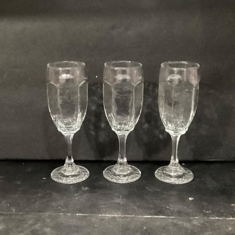 Libbey Chivalry Clear Whiskey Sour Goblets, Set of 3, Vintage Textured Stemware - Thumbnail 3