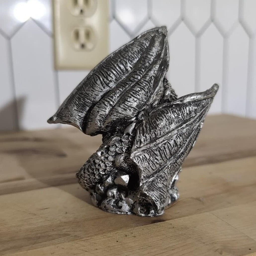 Winged Dragon Sitting on Crystal Cluster Figurine, Fantasy Collectible Statue - Thumbnail 4