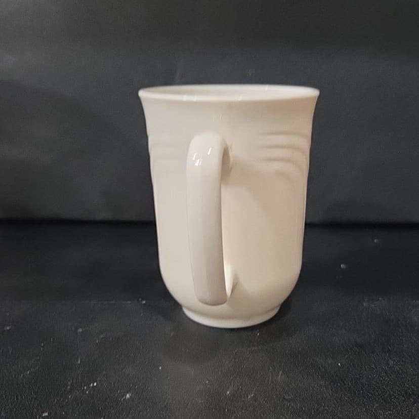 Arcoroc Cypress Coffee Mug, Vintage Off White Embossed Replacement Drinkware - Thumbnail 5