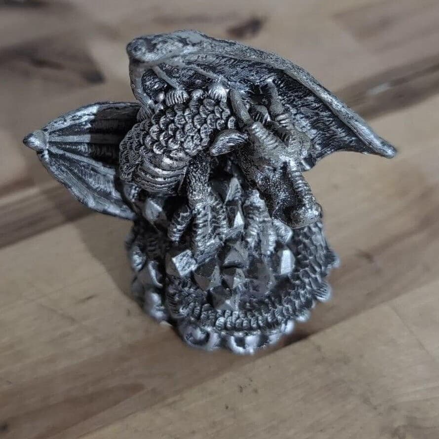 Winged Dragon Sitting on Crystal Cluster Figurine, Fantasy Collectible Statue - Thumbnail 6