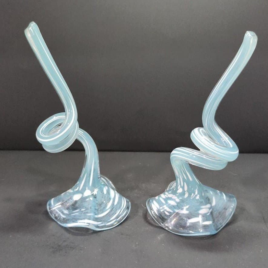 Art Glass Tropical Flowers, Set of 2, Clear Blue White Flecks, Curled Stem - Thumbnail 2