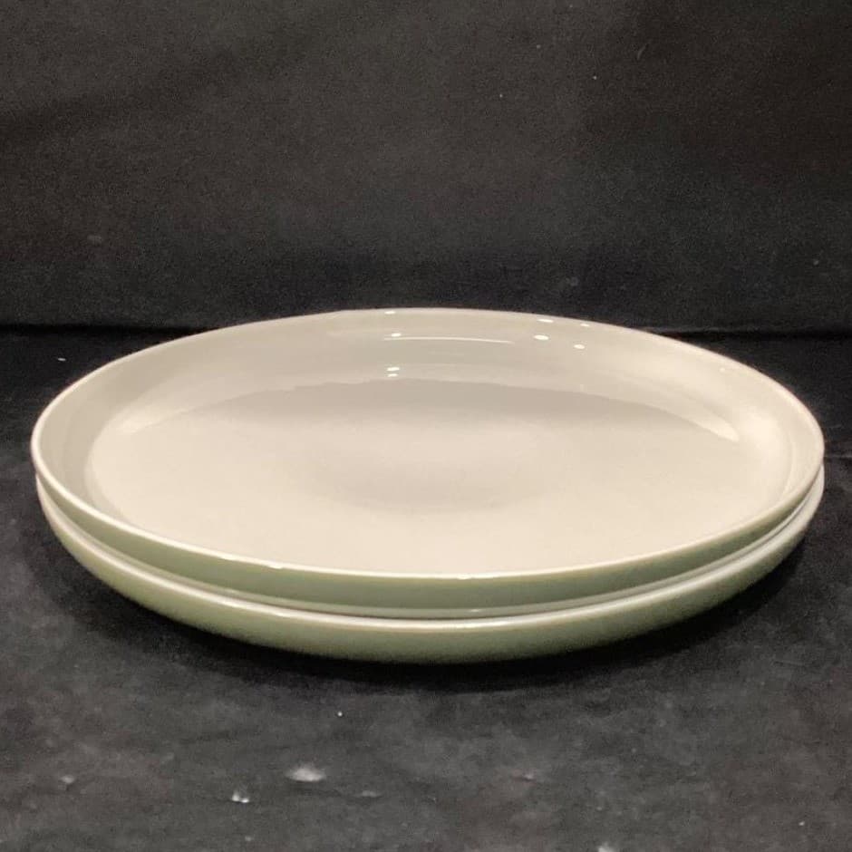 Dowan Cream Dinner Plates, Set of 2, Green Underside, Replacement Dinnerware - Thumbnail 9