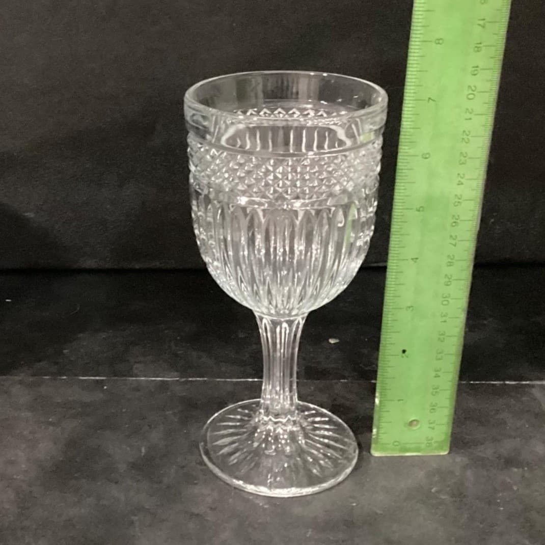 Libbey Radiant Clear Wine Glasses, Set of 2, Vintage Stemware, Water Goblets - Thumbnail 10