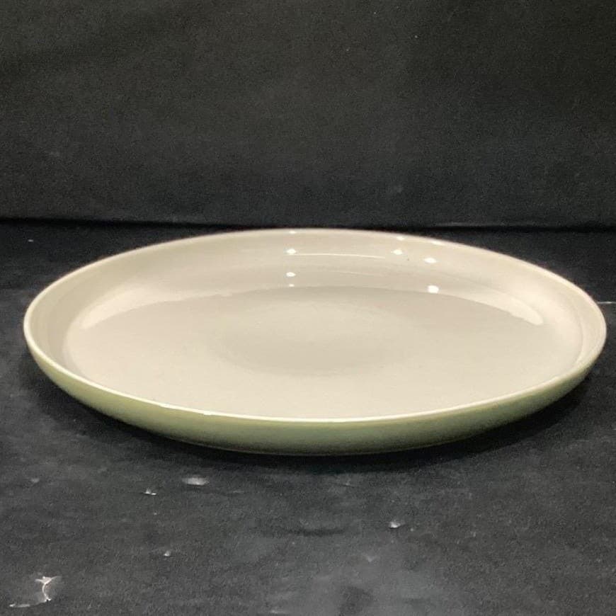 Dowan Cream Dinner Plates, Set of 2, Green Underside, Replacement Dinnerware - Thumbnail 4