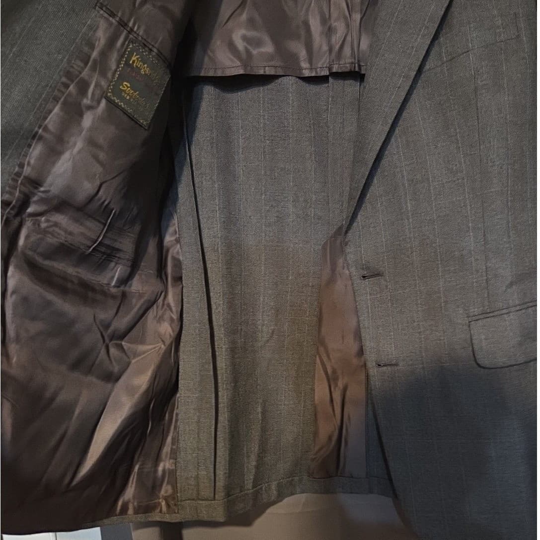 Kingsridge Grey Pinstripe Blazer, Men's 42E Two Button Suit Jacket, Made in USA - Thumbnail 9