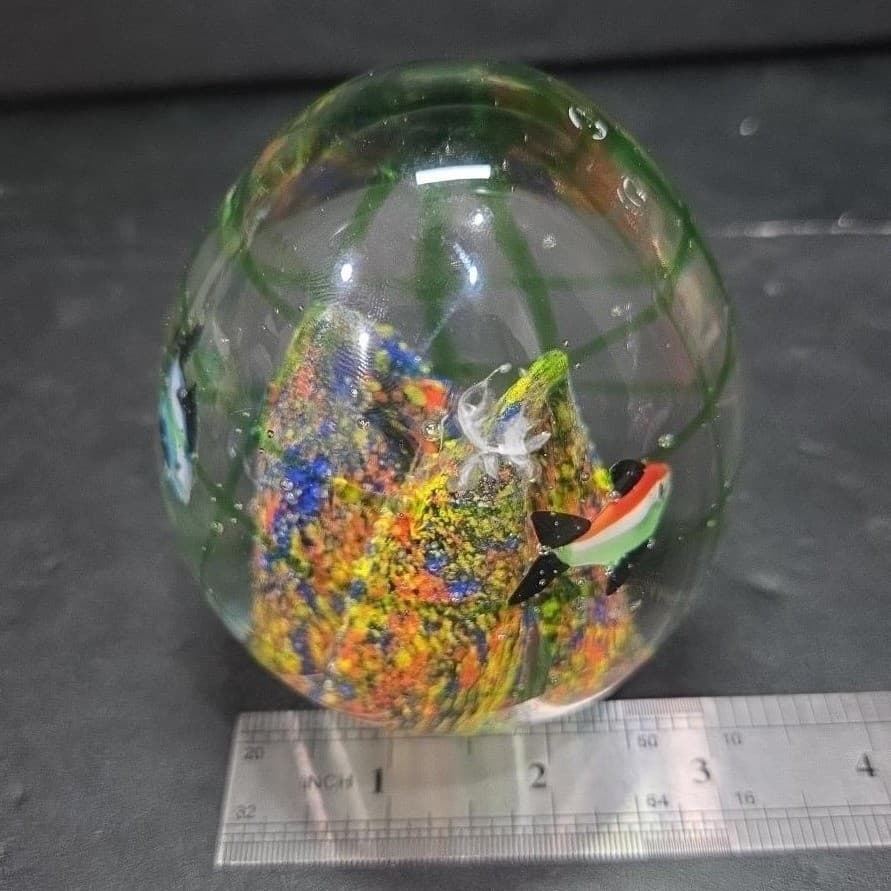 Nautical Oval Heavy Glass Paperweight, Fish And Coral Design, Controlled Bubbles - Thumbnail 9