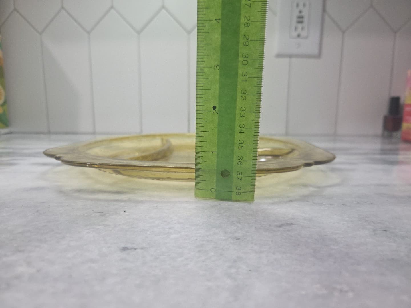 Federal Madrid Depression Glass Plate, 4-Part Divided Amber Yellow 10.25" Plate - Thumbnail 5