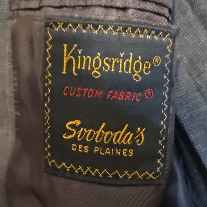Kingsridge Grey Pinstripe Blazer, Men's 42E Two Button Suit Jacket, Made in USA - Thumbnail 5