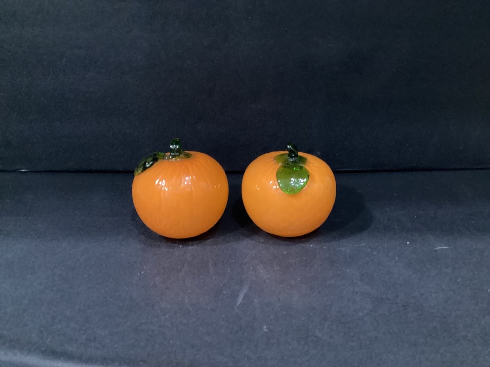 VINTAGE Murano Style 2 Art Glass Orange Figurines Blown Fruit Green Leaf Decor