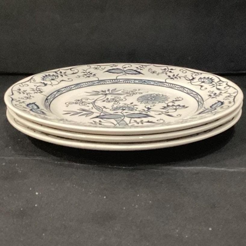 Royal USA Cavalier Blue Onion Dinner Plates, Set of 3, Vtg Ironstone, Dinnerware - Thumbnail 10