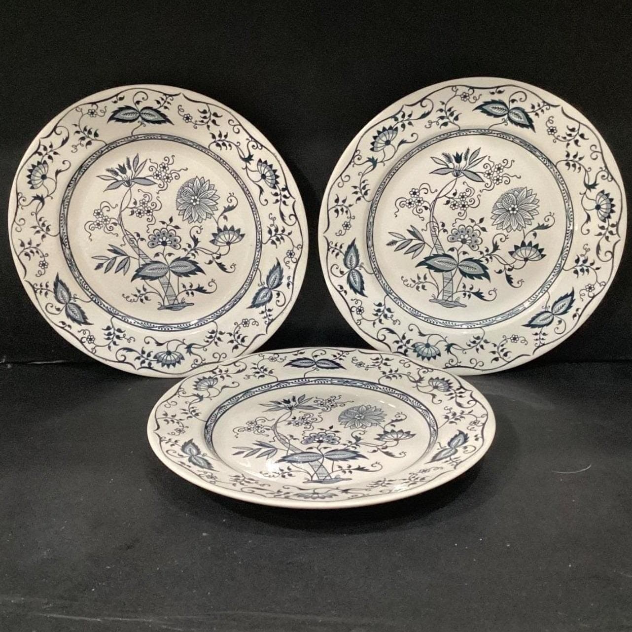 Royal USA Cavalier Blue Onion Dinner Plates, Set of 3, Vtg Ironstone, Dinnerware - Thumbnail 6