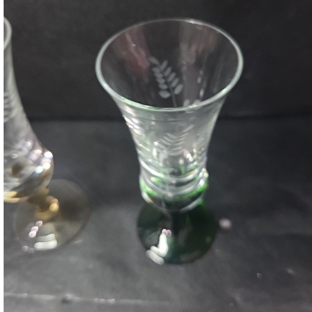 Etched Leaves Champagne Glasses, Set of 2, Green & Yellow Stem, Vintage Stemware - Thumbnail 8