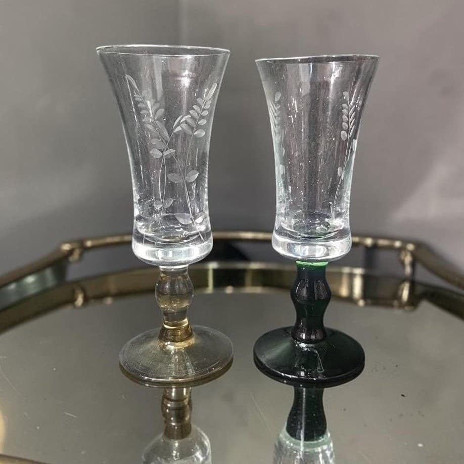 Etched Leaves Champagne Glasses, Set of 2, Green & Yellow Stem, Vintage Stemware
