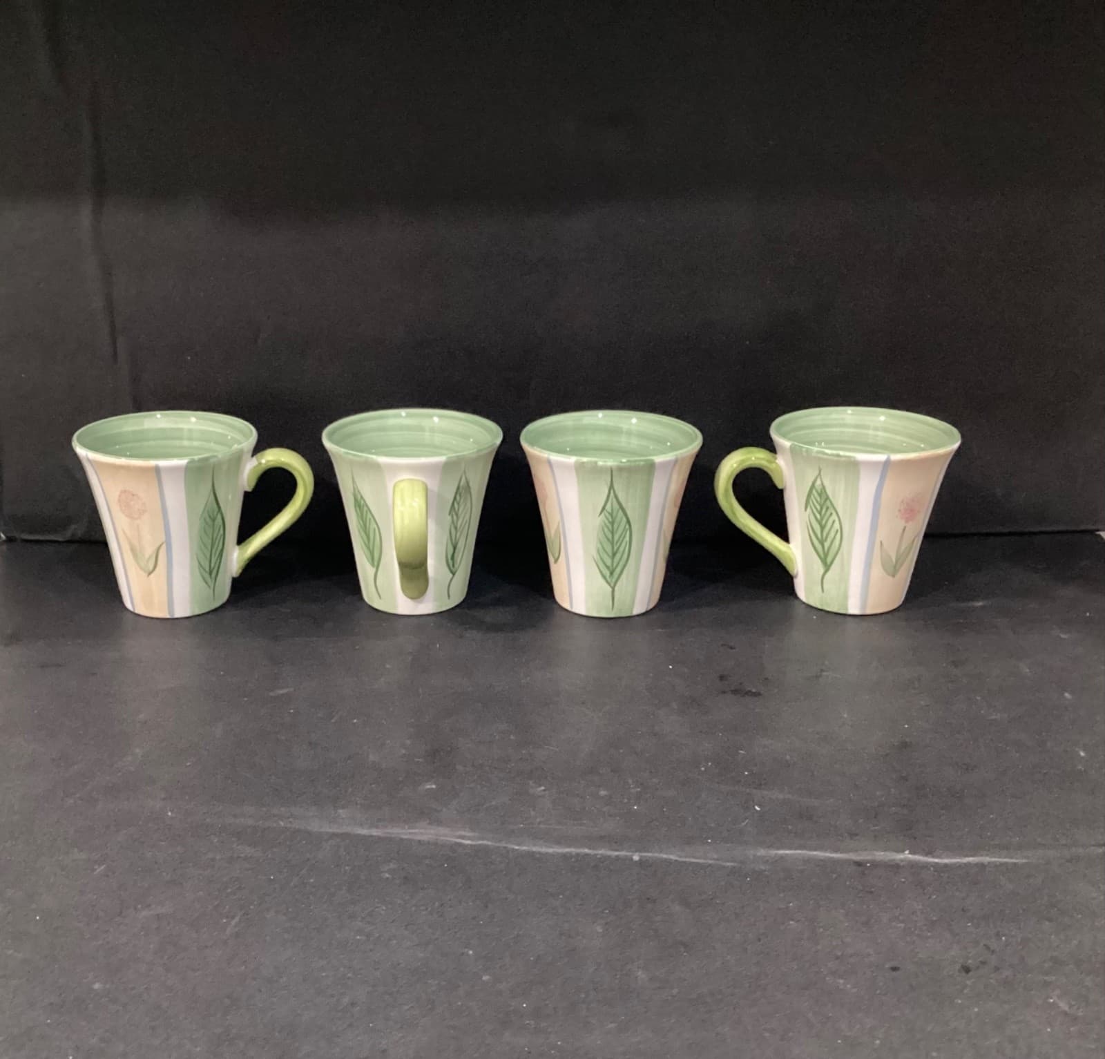 Set of 4 Meiwa Coffee Cups Mugs 12 ounces Handpainted - Thumbnail 4