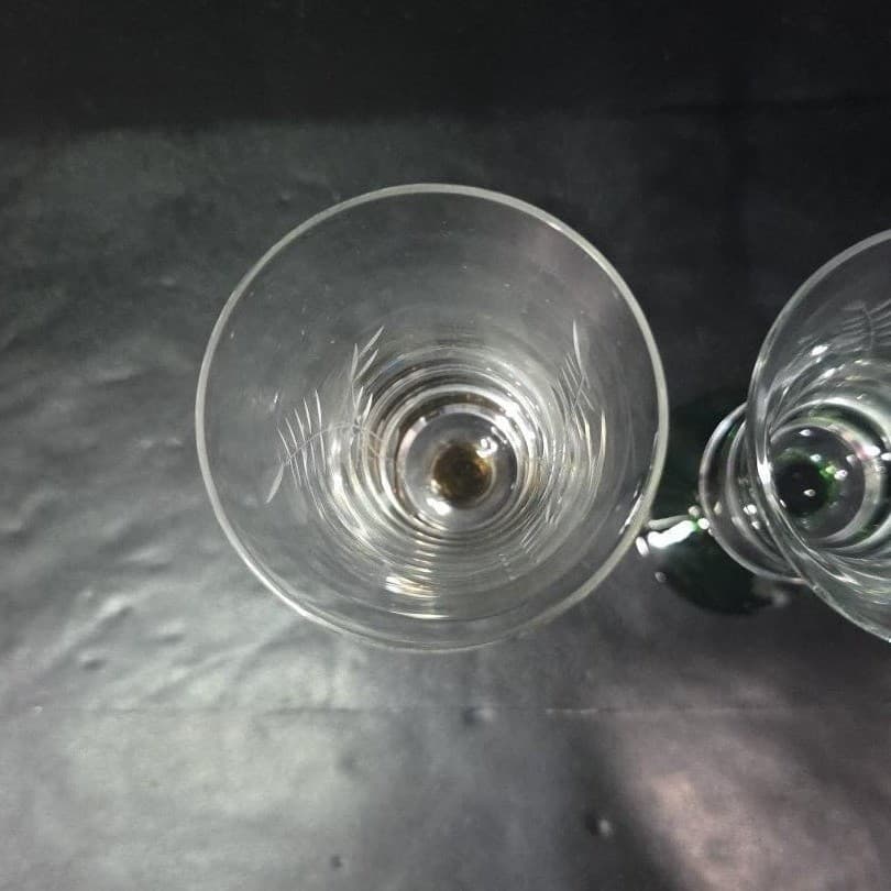 Etched Leaves Champagne Glasses, Set of 2, Green & Yellow Stem, Vintage Stemware - Thumbnail 6
