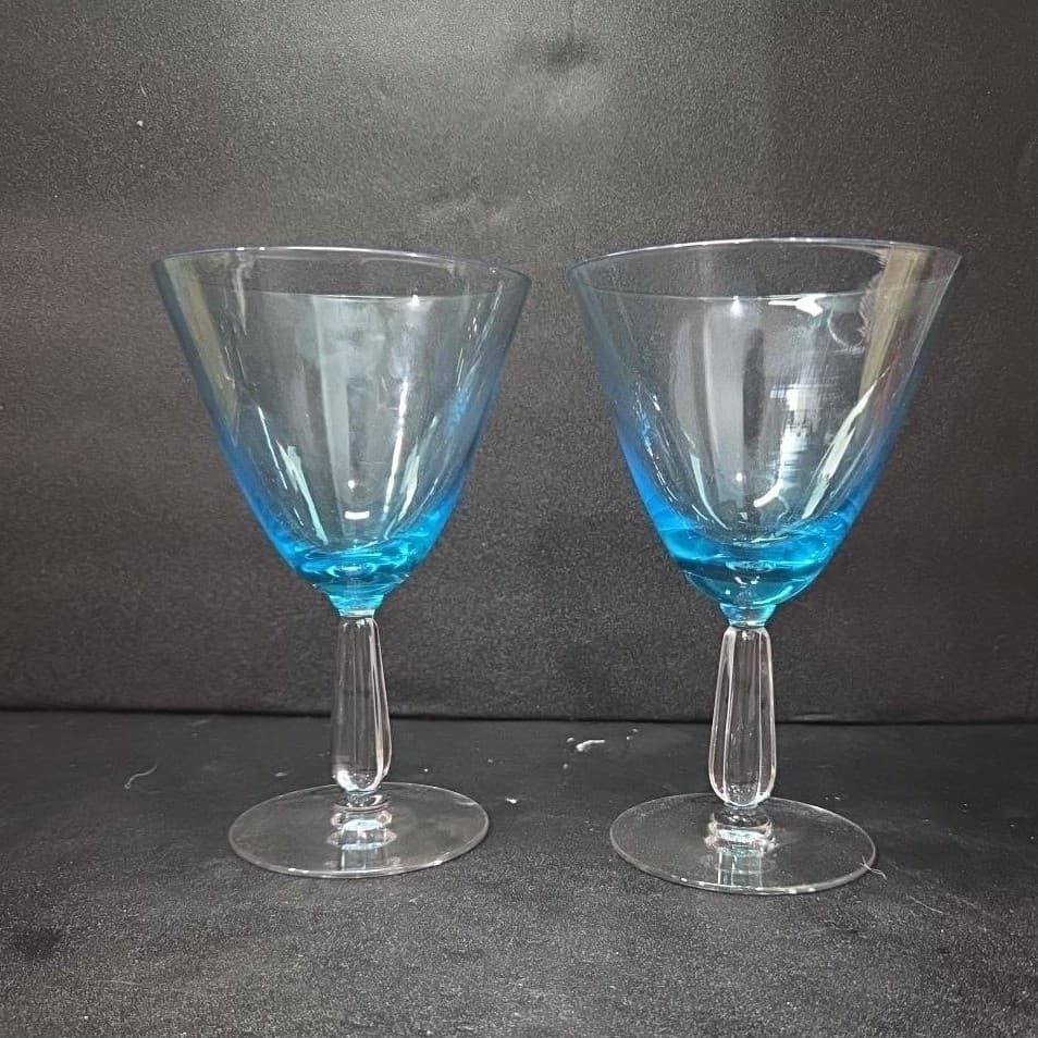 Seneca Blue Belnor Water Glasses, Set of 2, Vintage Stemmed Goblets, Drinkware - Thumbnail 3
