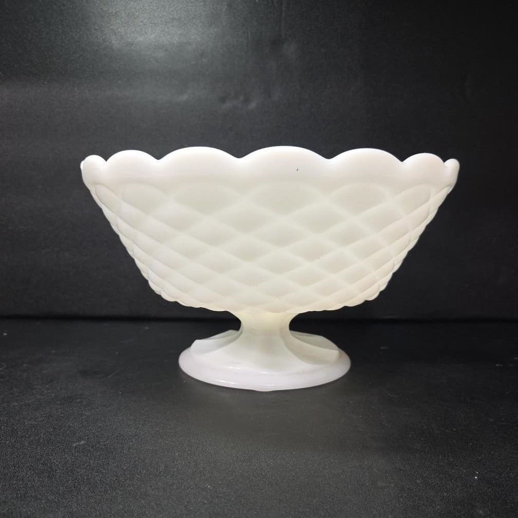 Milk Glass Footed Fruit Bowl Centerpiece, Diamond Quilt Pattern, Vintage Compote - Thumbnail 3
