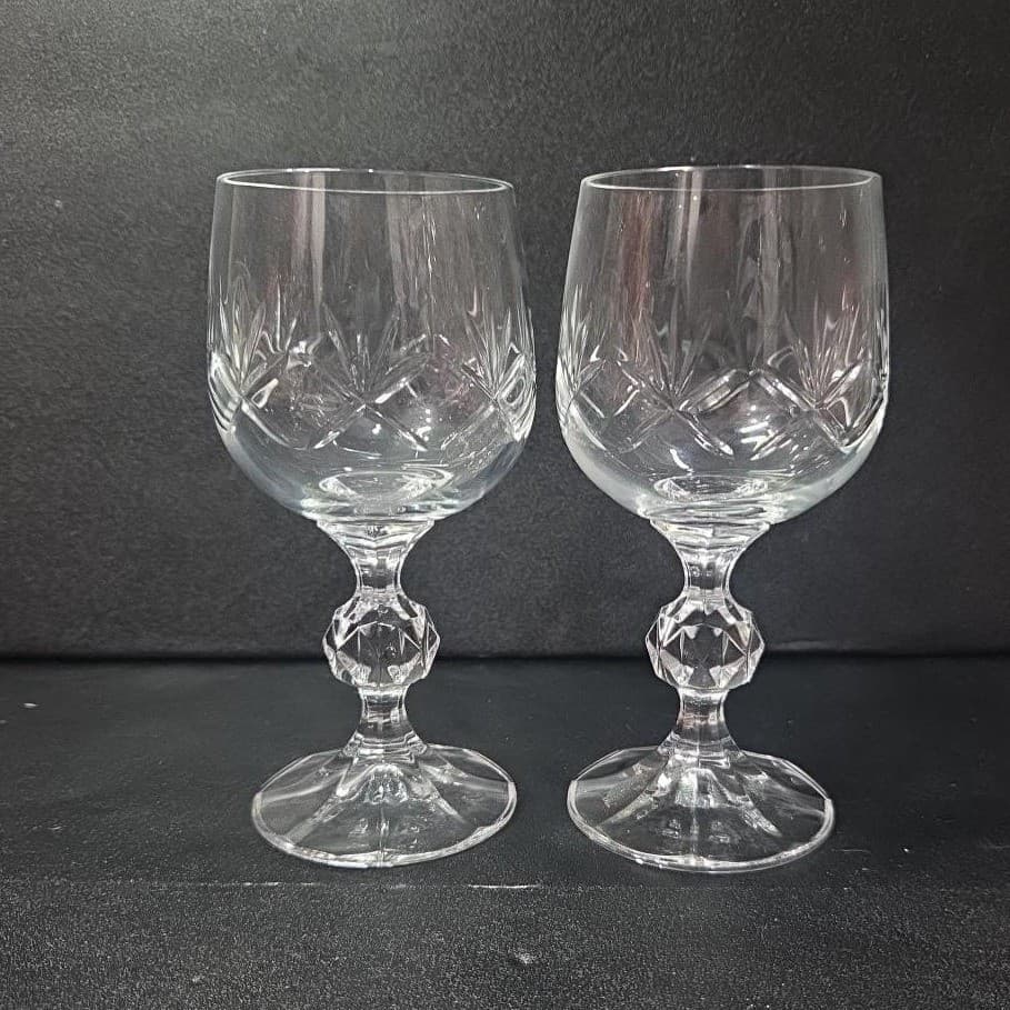 Crystalex Clear Wine Glasses, Set of 2, Fan Textured Design Replacement Stemware - Thumbnail 3