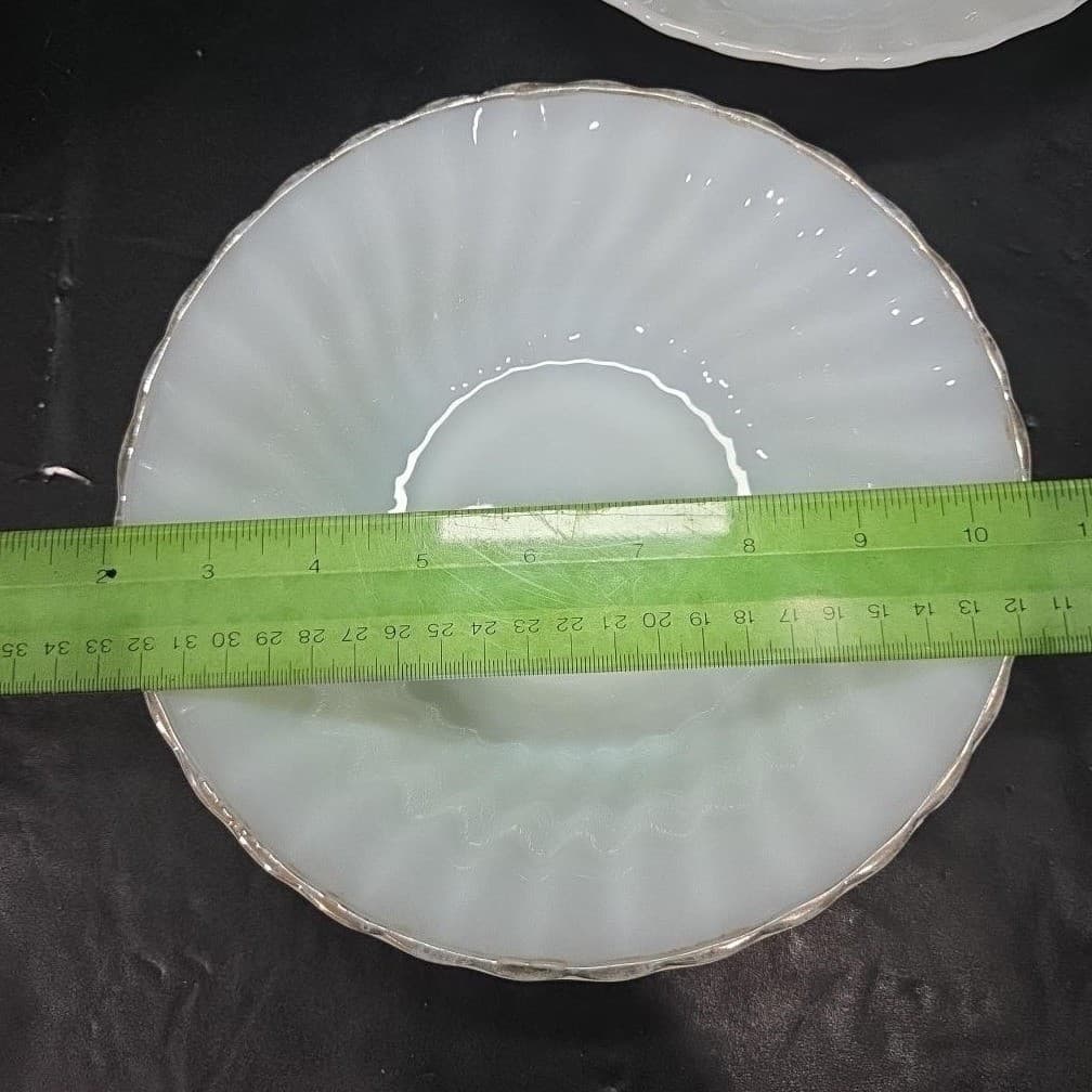 Anchor Hocking Suburbia Swirl Milk Glass Bowls, Set of 4, Gold Rim, Replacements - Thumbnail 6