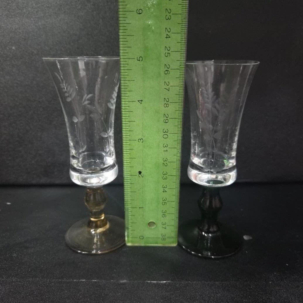 Etched Leaves Champagne Glasses, Set of 2, Green & Yellow Stem, Vintage Stemware - Thumbnail 9