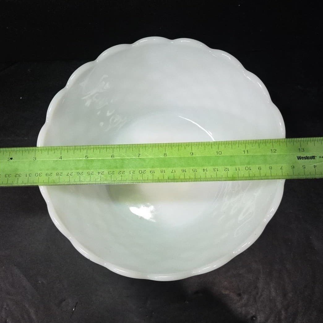 Milk Glass Footed Fruit Bowl Centerpiece, Diamond Quilt Pattern, Vintage Compote - Thumbnail 10