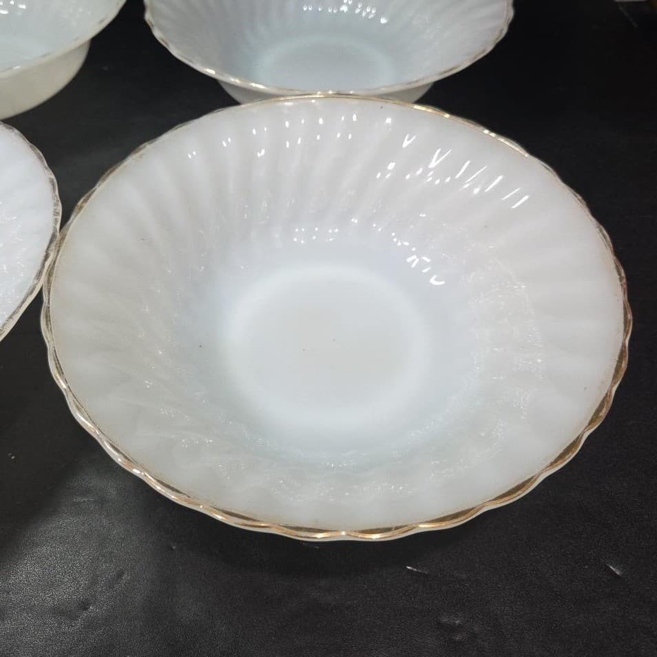 Anchor Hocking Suburbia Swirl Milk Glass Bowls, Set of 4, Gold Rim, Replacements - Thumbnail 2