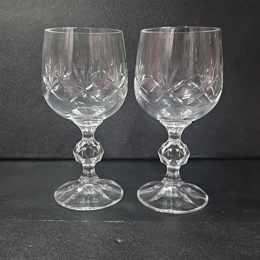 Crystalex Clear Wine Glasses, Set of 2, Fan Textured Design Replacement Stemware - Thumbnail 5
