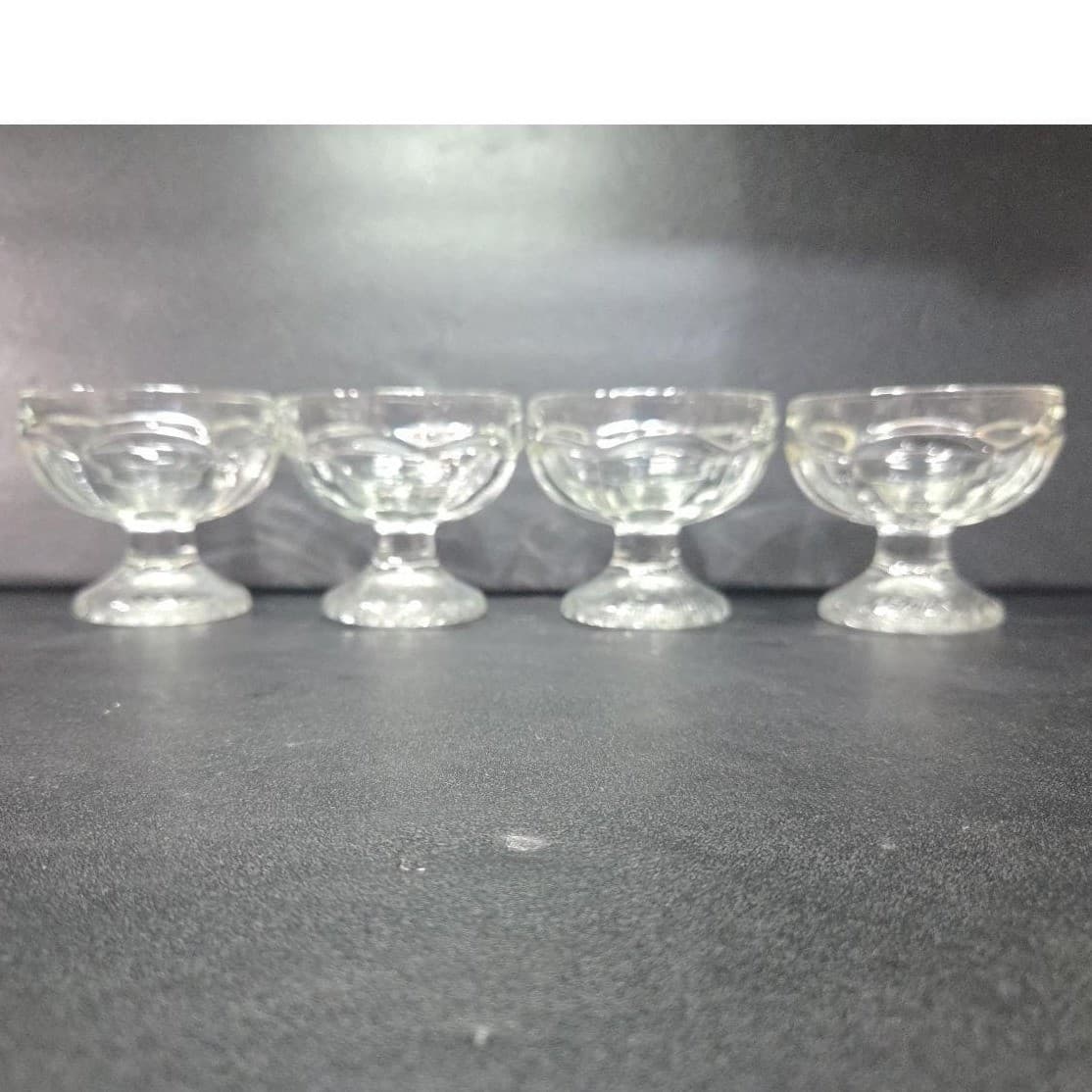 Dominion Clear Sherbet Glasses, Set of 4, Vintage Textured Base Dessert Cups - Thumbnail 3