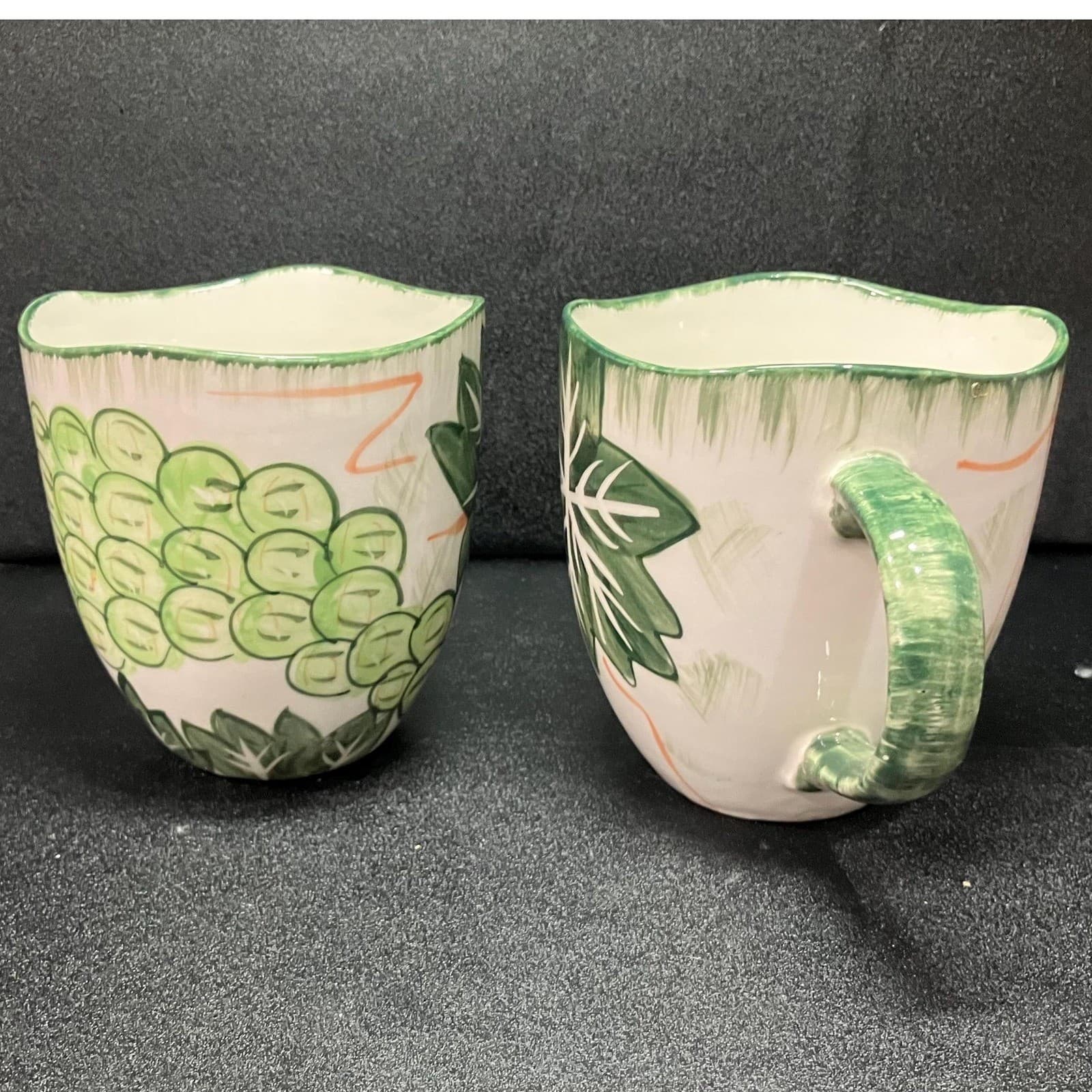 Ruby Lotus Rim Green Large Coffee Cups, Set of 2, Vintage Grape Design Mug - Thumbnail 5
