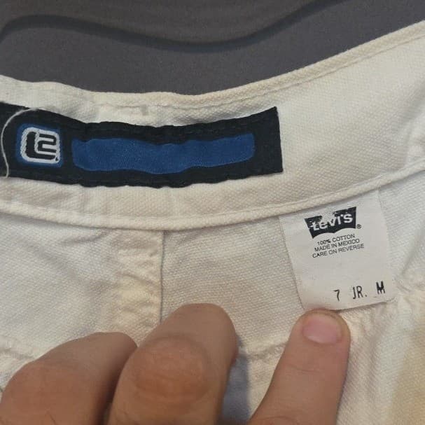 Levis L2 Off White Cotton Canvas Cropped Wide Leg Pants, Woman's Size 7 JR - Thumbnail 6