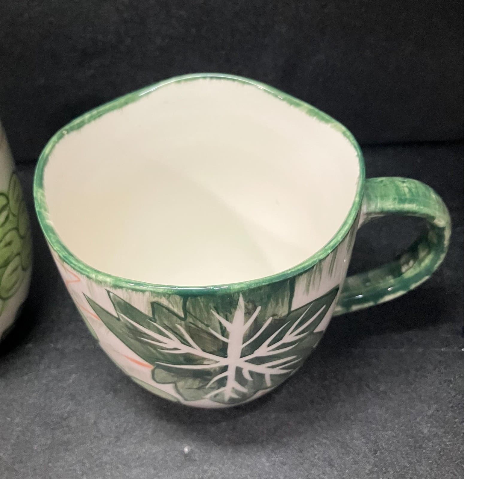 Ruby Lotus Rim Green Large Coffee Cups, Set of 2, Vintage Grape Design Mug - Thumbnail 6