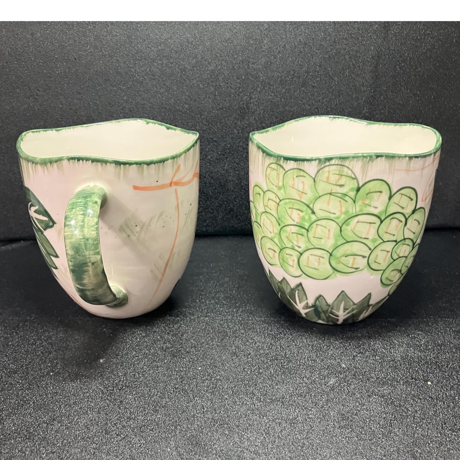 Ruby Lotus Rim Green Large Coffee Cups, Set of 2, Vintage Grape Design Mug - Thumbnail 3