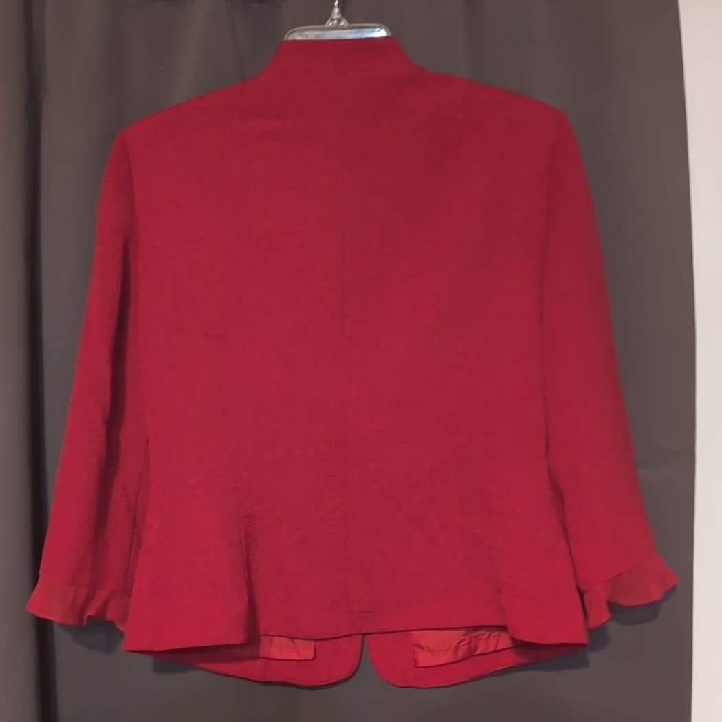 Plaza South Red Paisley Jacquard Blazer Ruffle Cuff Jacket, Woman's Size 8 - Thumbnail 4