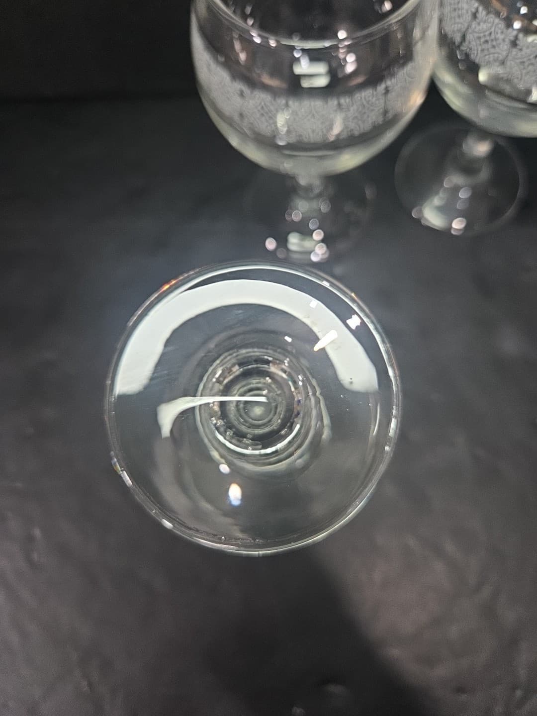 Art Deco Wine Glasses, Set of 4, Silver & White MCM Glasses, Vintage Decoration - Thumbnail 7