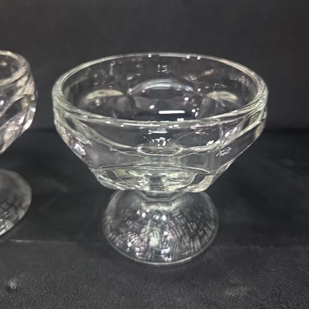 Dominion Clear Sherbet Glasses, Set of 2, Vintage Textured Base Dessert Cups - Thumbnail 6