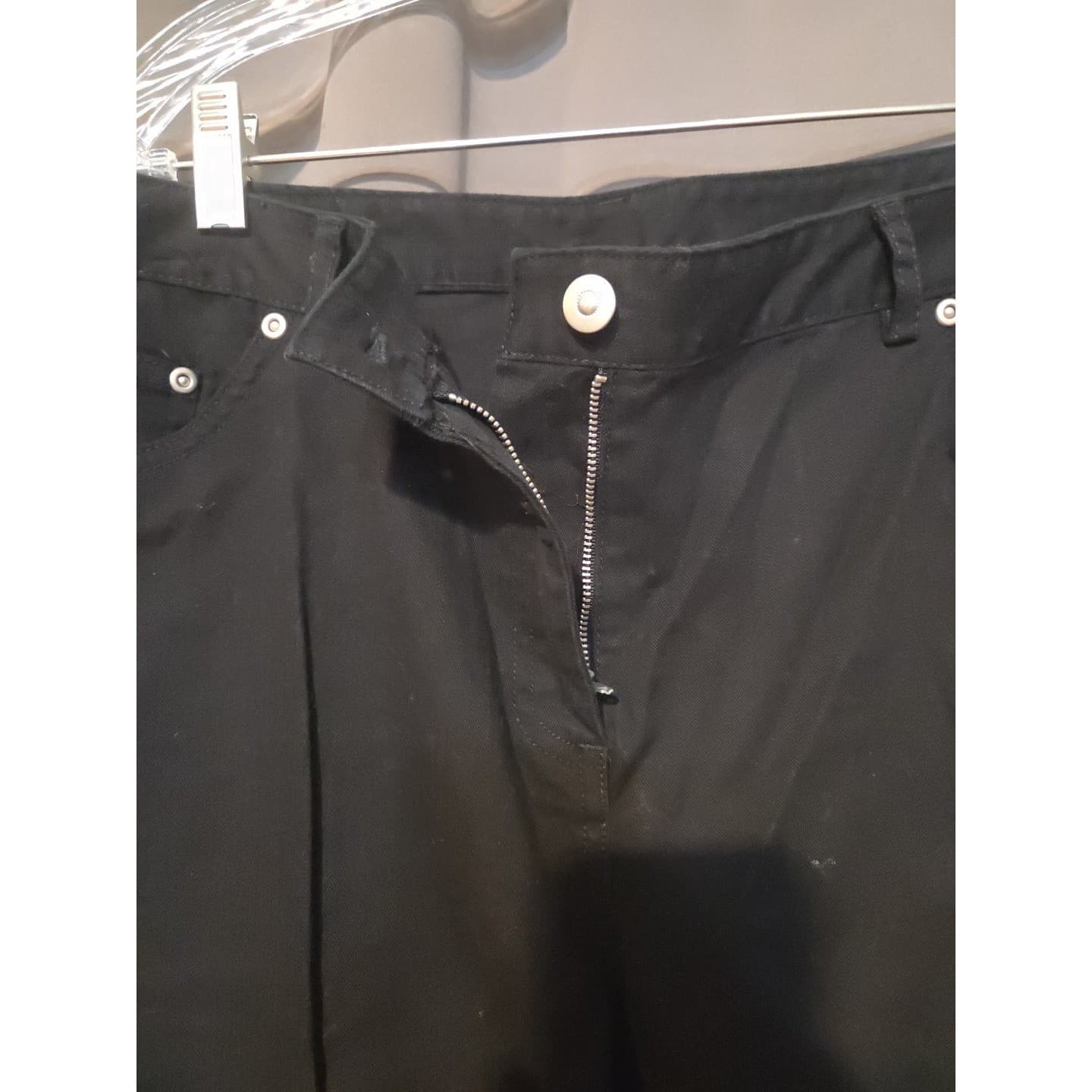 Hearts of Palm Black Beaded Hem Cropped Pants, Woman's Size 12, Straight Leg - Thumbnail 5