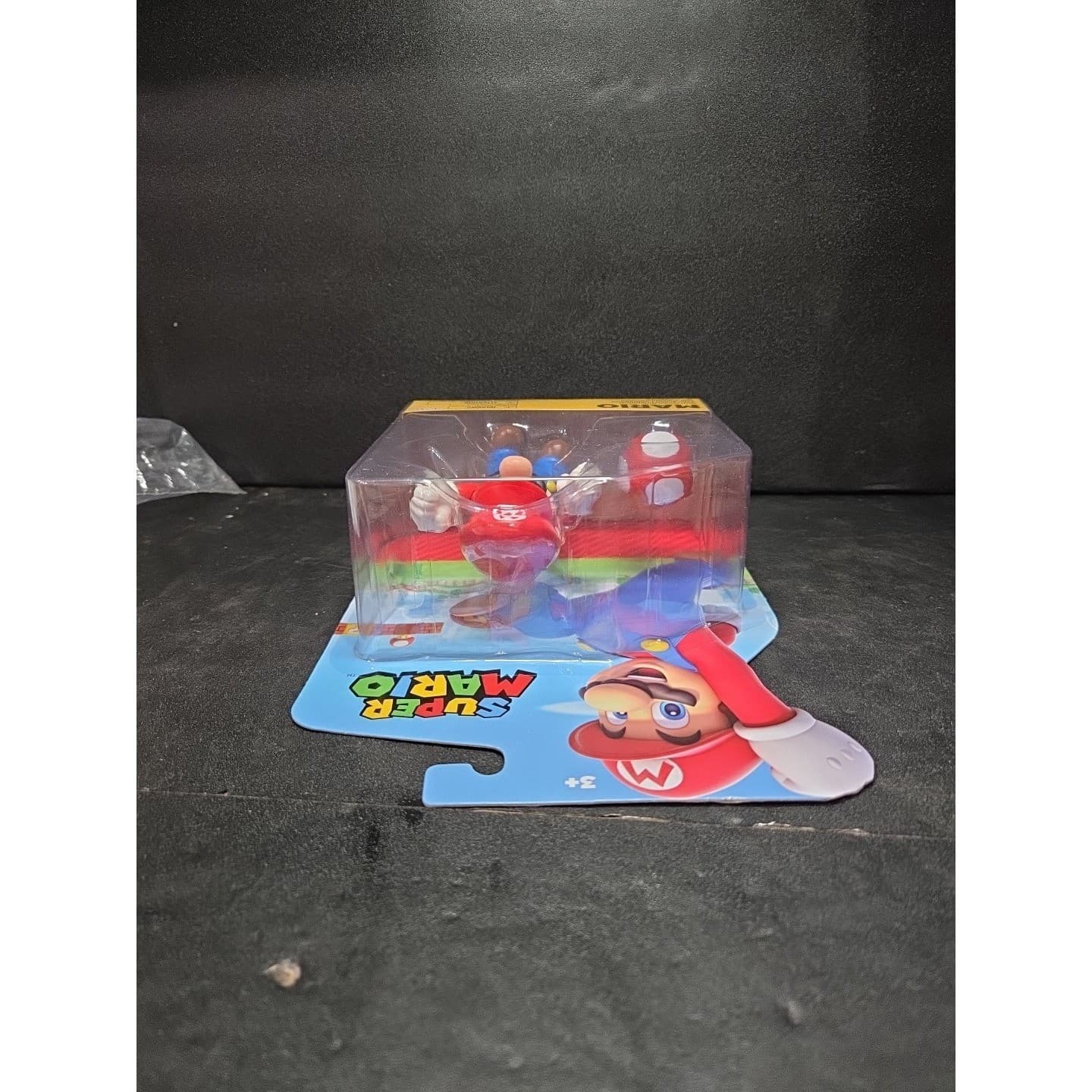 Jakks Pacific Super Mario 4" Action Figure with Super Mushroom Accessory NIP - Thumbnail 7