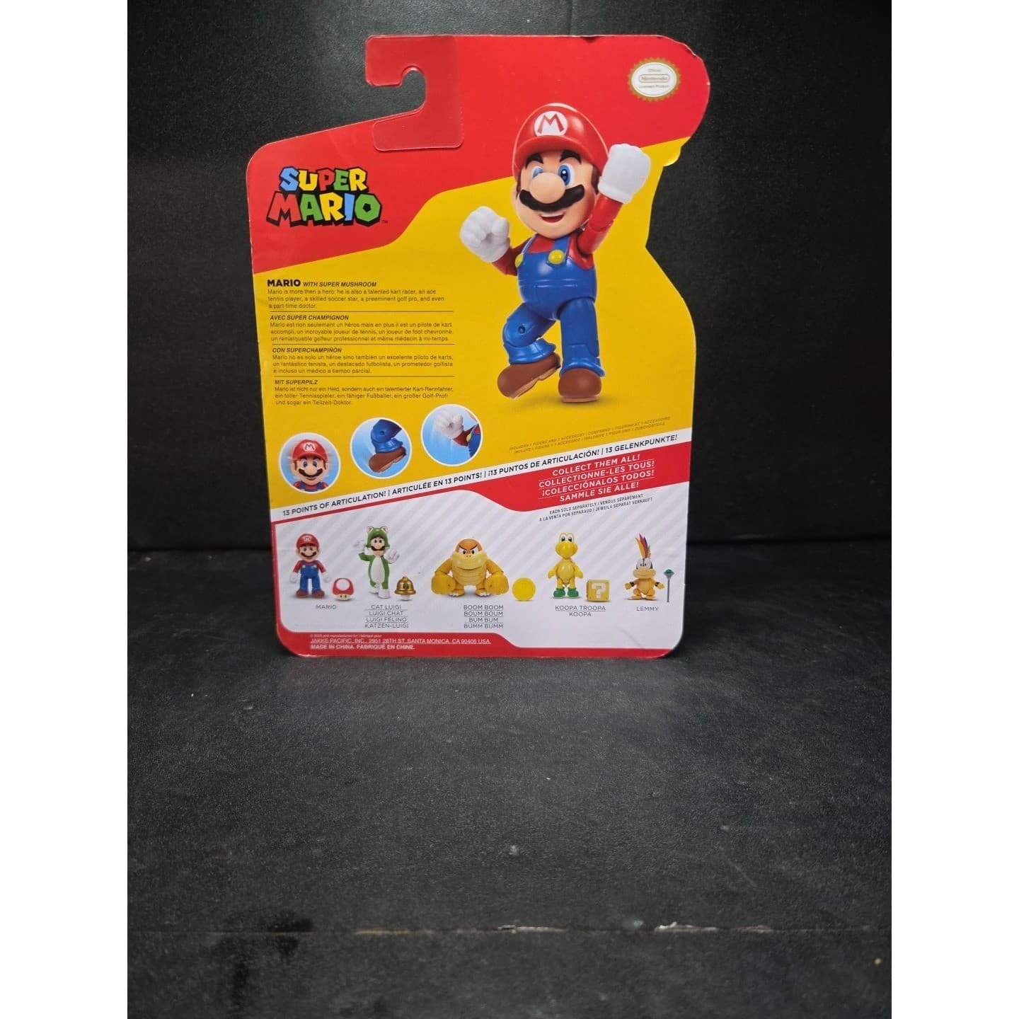 Jakks Pacific Super Mario 4" Action Figure with Super Mushroom Accessory NIP - Thumbnail 3