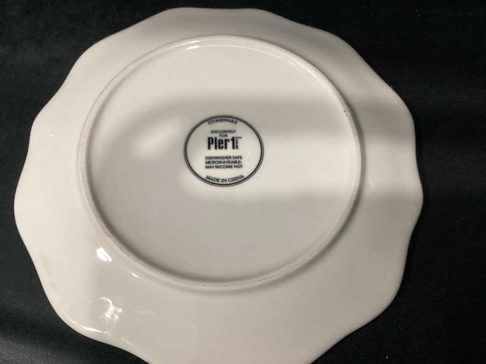 Pier One Christmas Dove Salad Plates 8 In Set of 2 - Thumbnail 4