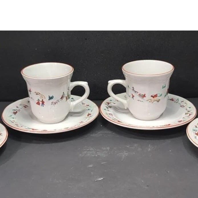 Farberware Babanovsky White Christmas Tea Cup & Saucers, 4 Piece Vintage Set - Thumbnail 3