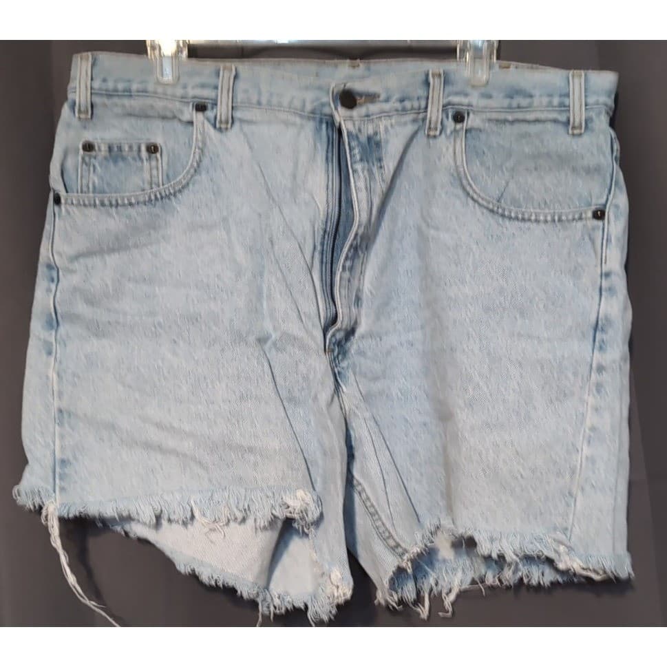 Arizona Jean Co Light Wash High Waisted Frayed Denim Cutoff Shorts, Women's 16 - Thumbnail 3