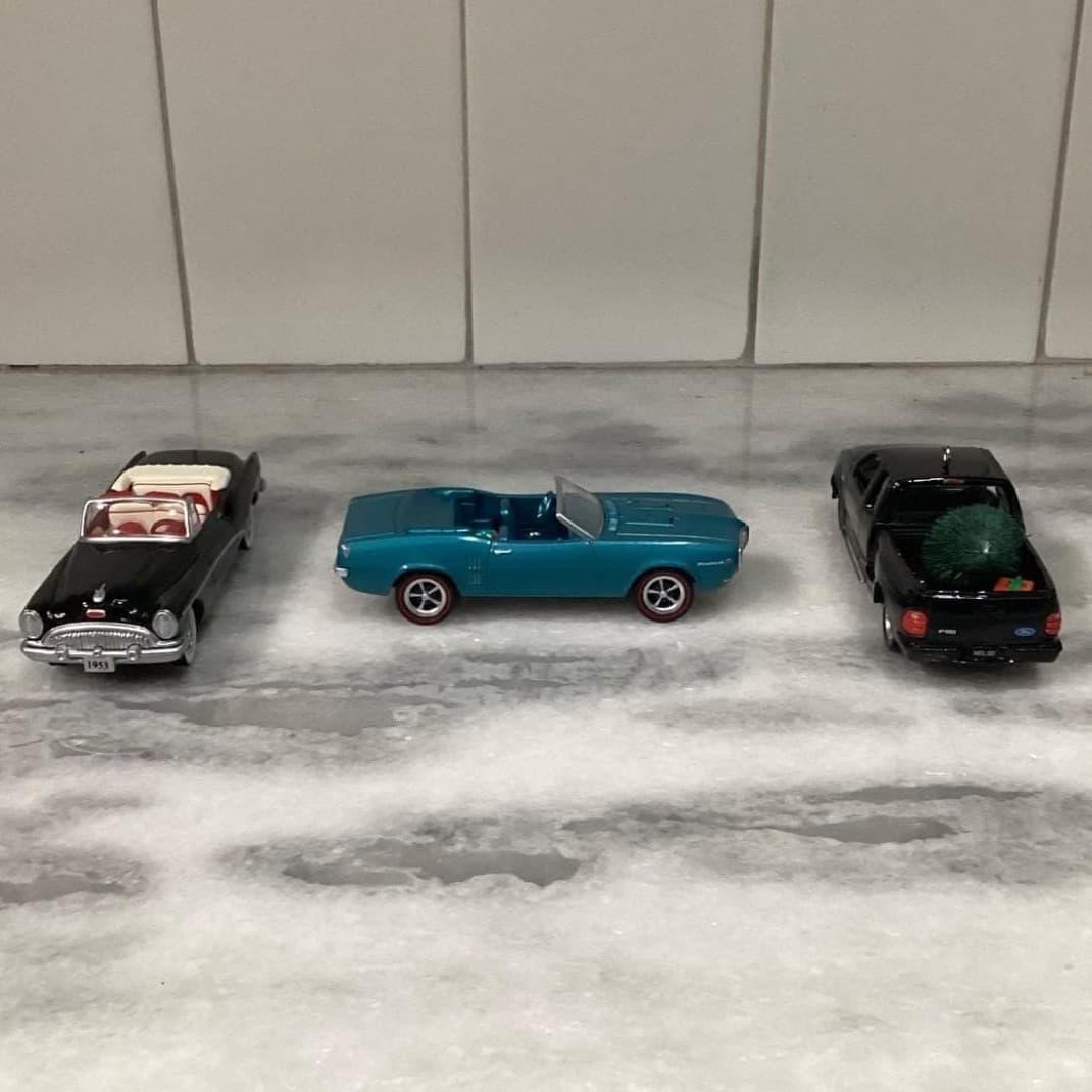 Hallmark Keepsake Ornament Bundle, Set of 3, Classic American Cars & Trucks - Thumbnail 3