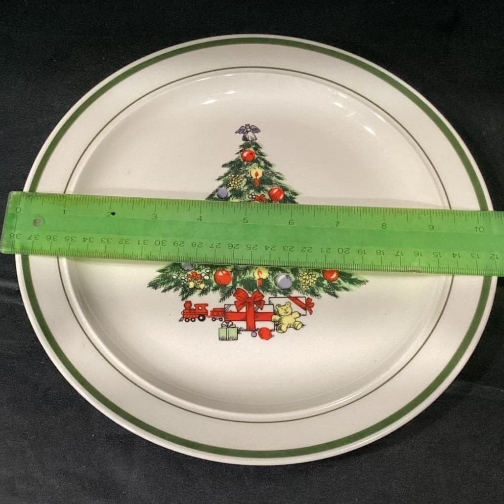 Christmas Tree Dinner Plates, Set of 2, Porcelain Holiday Dishes, Vintage China - Thumbnail 2