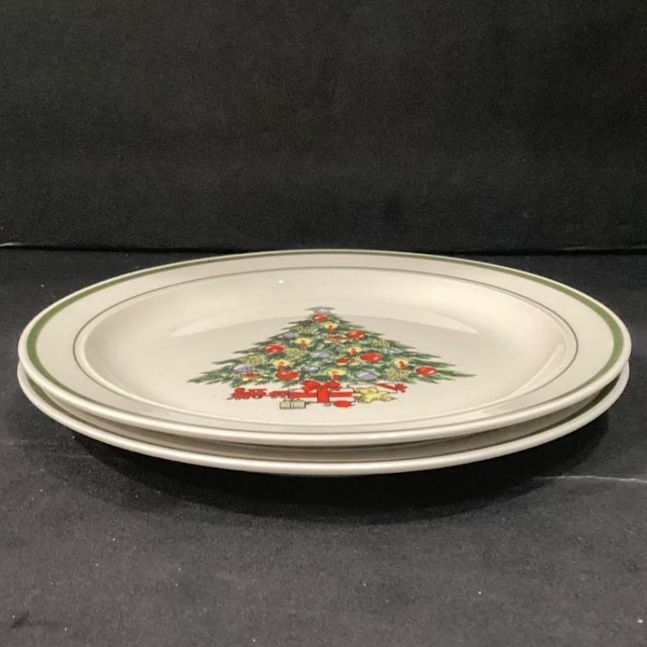 Christmas Tree Dinner Plates, Set of 2, Porcelain Holiday Dishes, Vintage China - Thumbnail 7