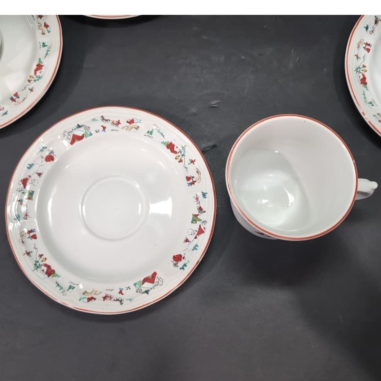 Farberware Babanovsky White Christmas Tea Cup & Saucers, 8 Piece Vintage Set - Thumbnail 7