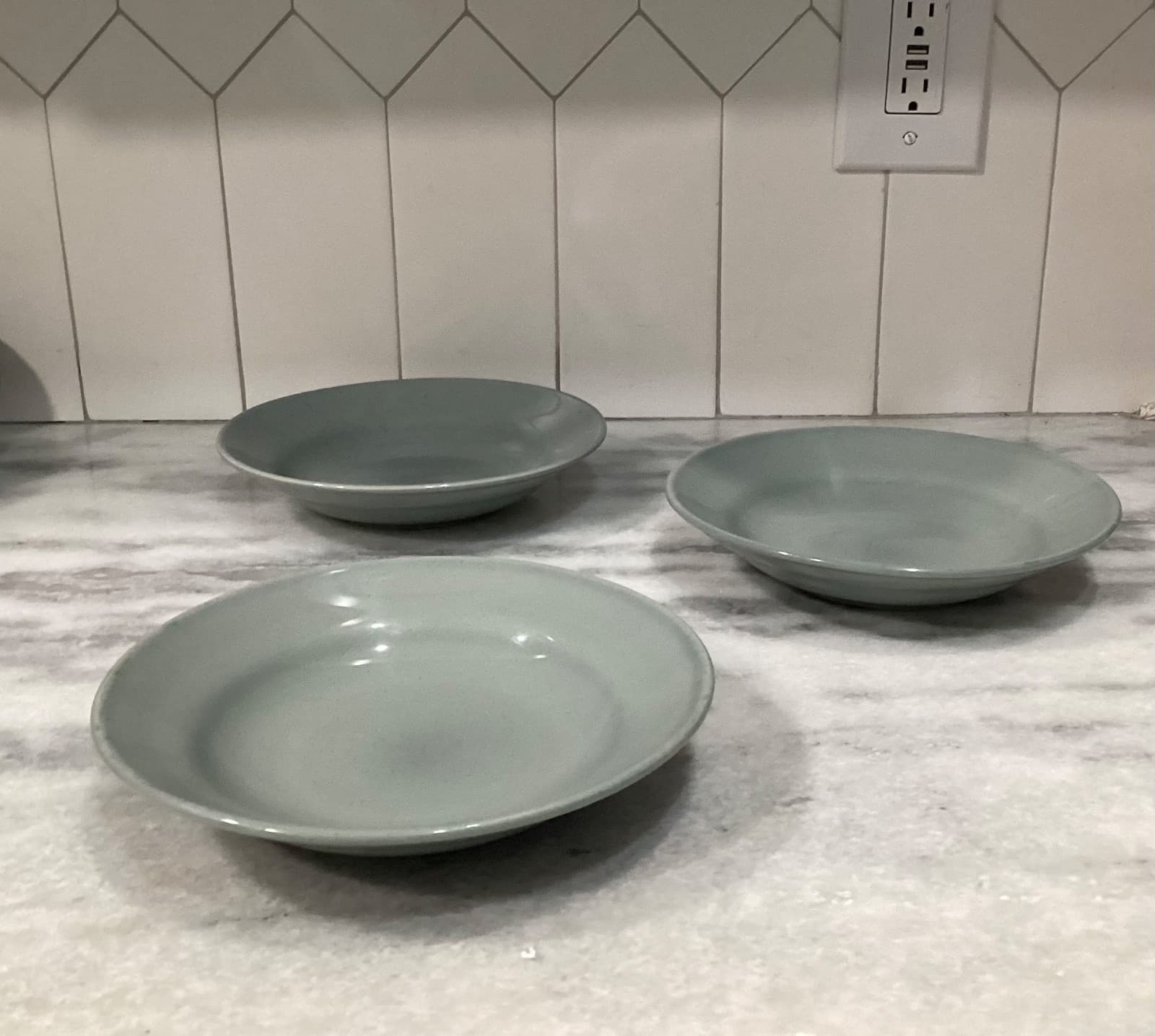 Block Basic Pebble Stone GRAY Rim Soup Bowls Set of 3 8.25” - Thumbnail 2