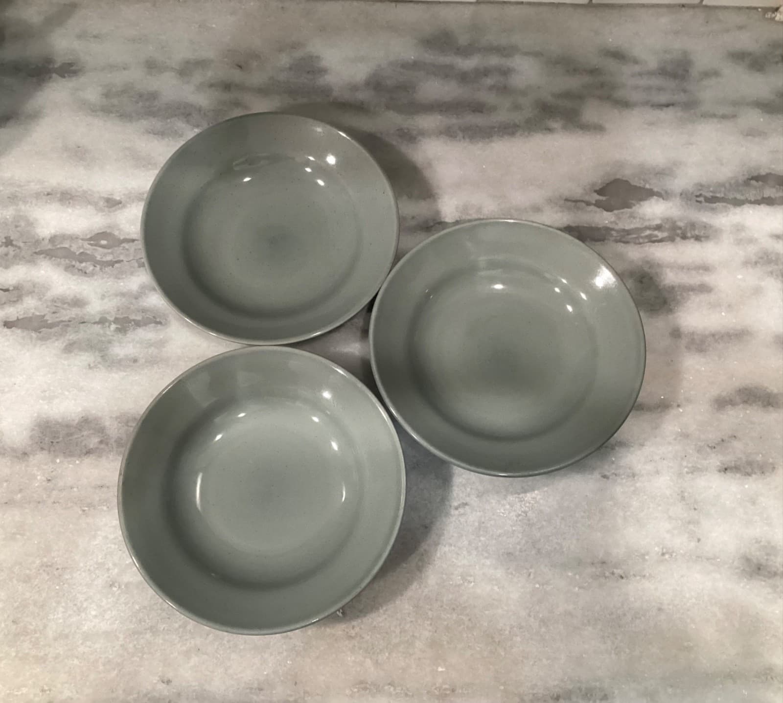 Block Basic Pebble Stone GRAY Rim Soup Bowls Set of 3 8.25” - Thumbnail 3